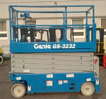 2013 Genie GS-3232